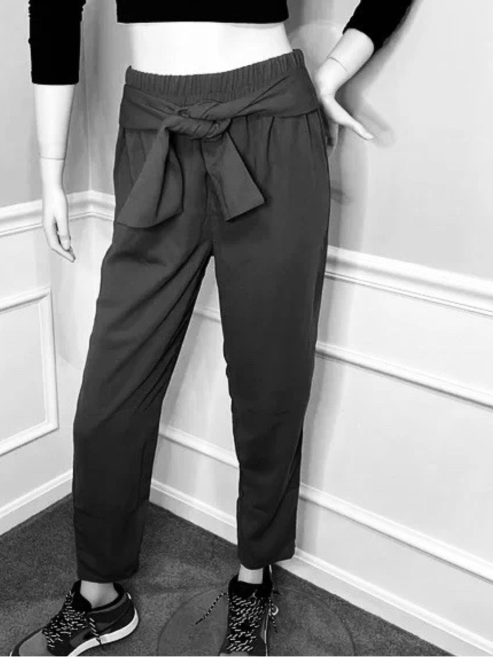 Balera Women’s black dancewear paper bag tie pant. Size-MA. Worn Once.